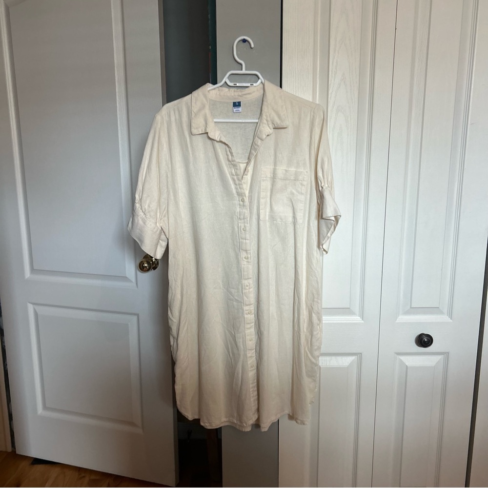 Old Navy Cream Midi Dress